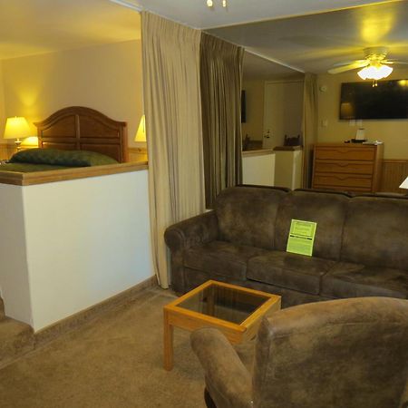 Americana Village South Lake Tahoe Room photo
