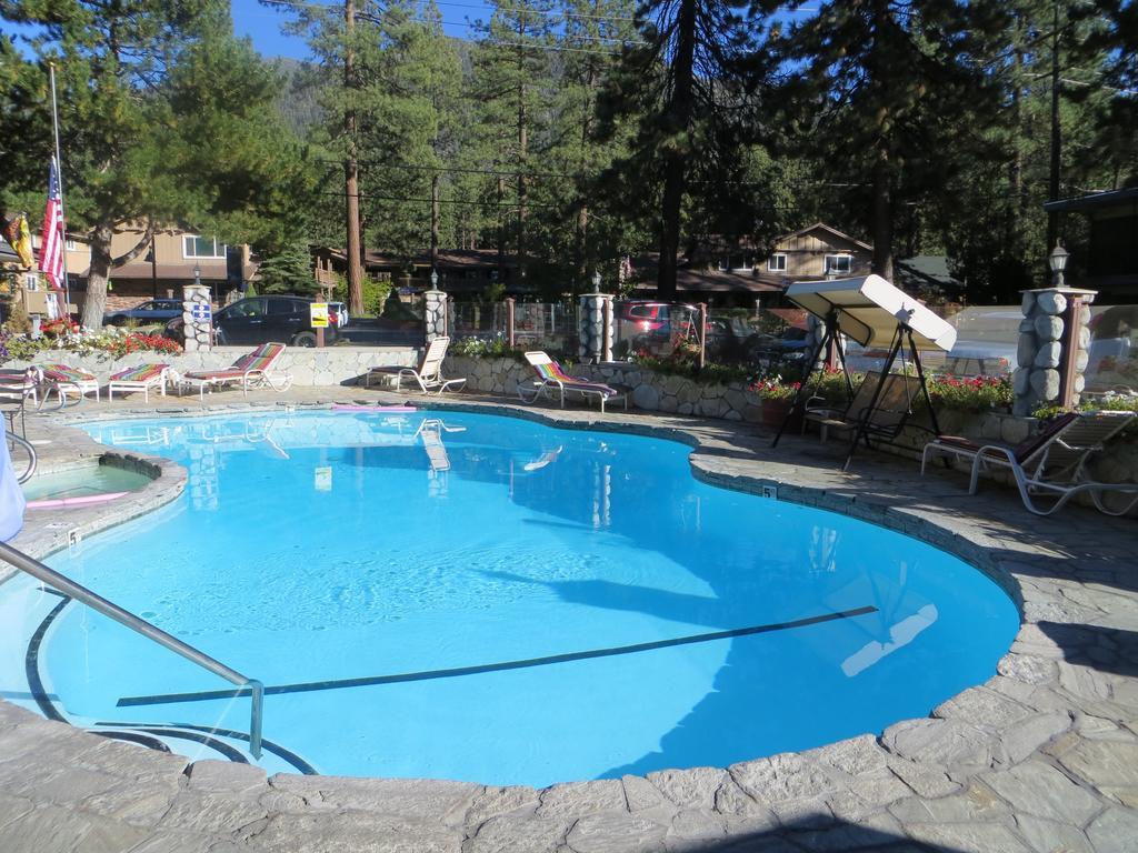Americana Village South Lake Tahoe Exterior photo