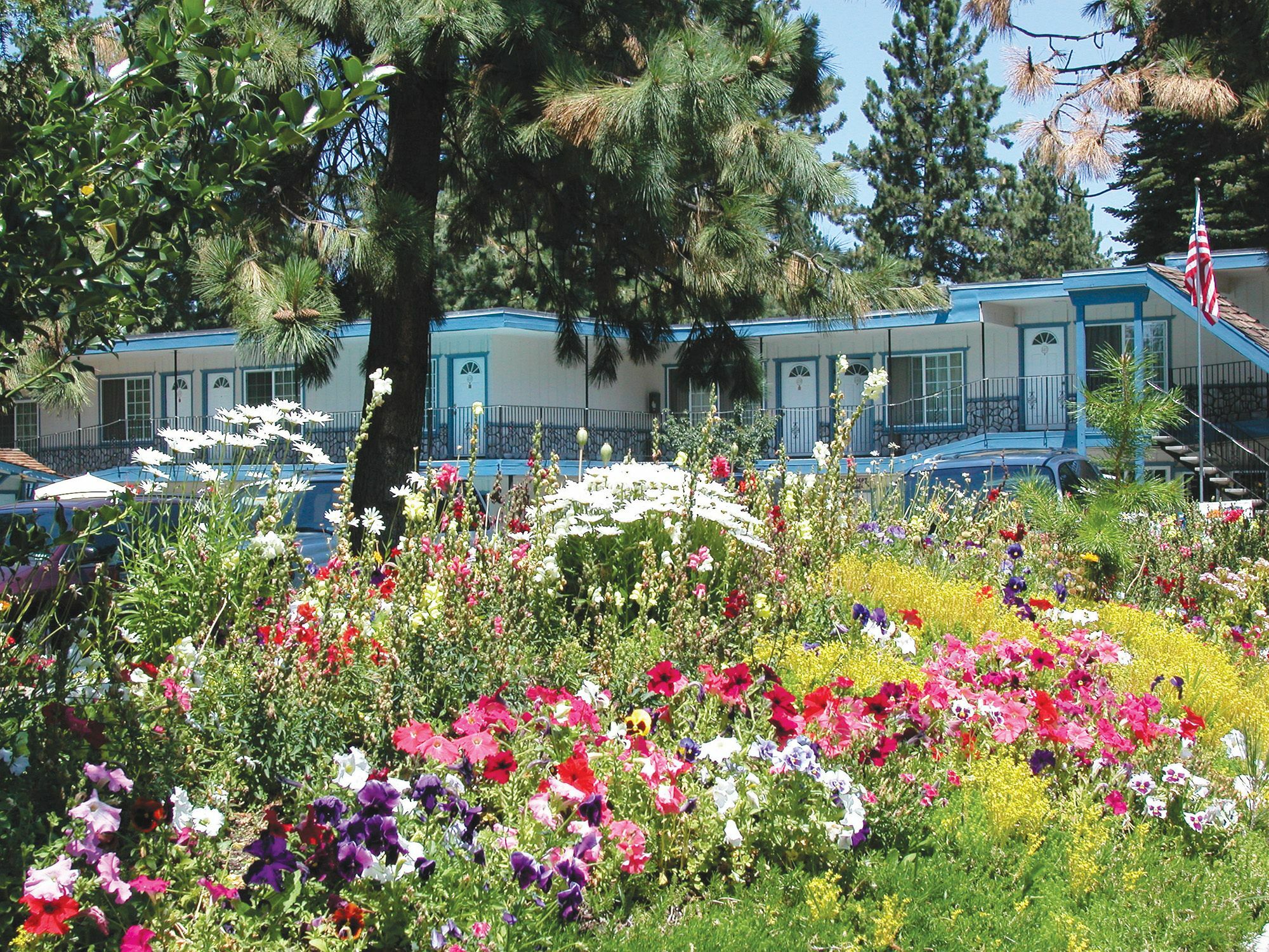 Americana Village South Lake Tahoe Exterior photo